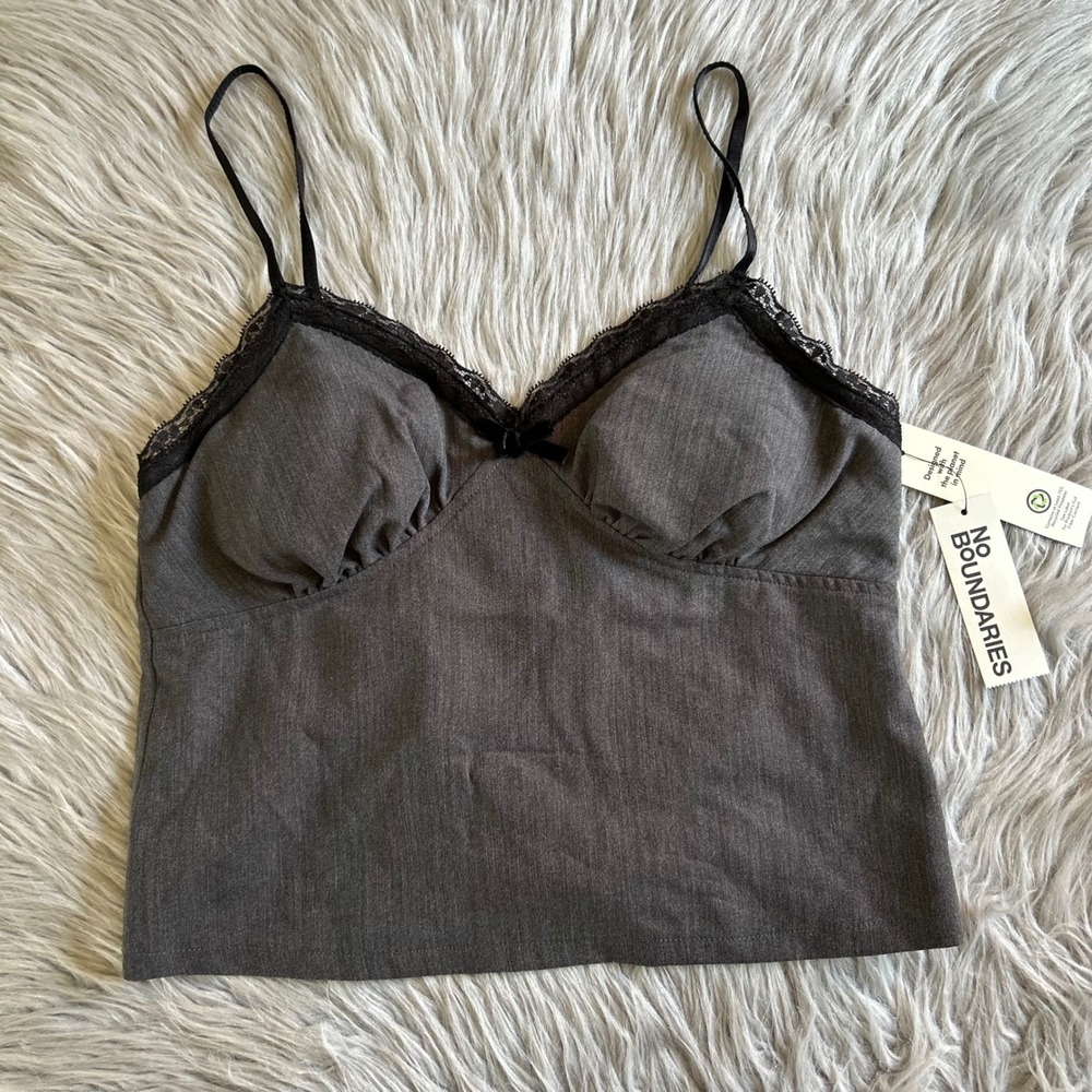 No Boundaries Lace Lined Tank Top Women Size Medium 8-10 Gray‎ Sleeveless Shirt